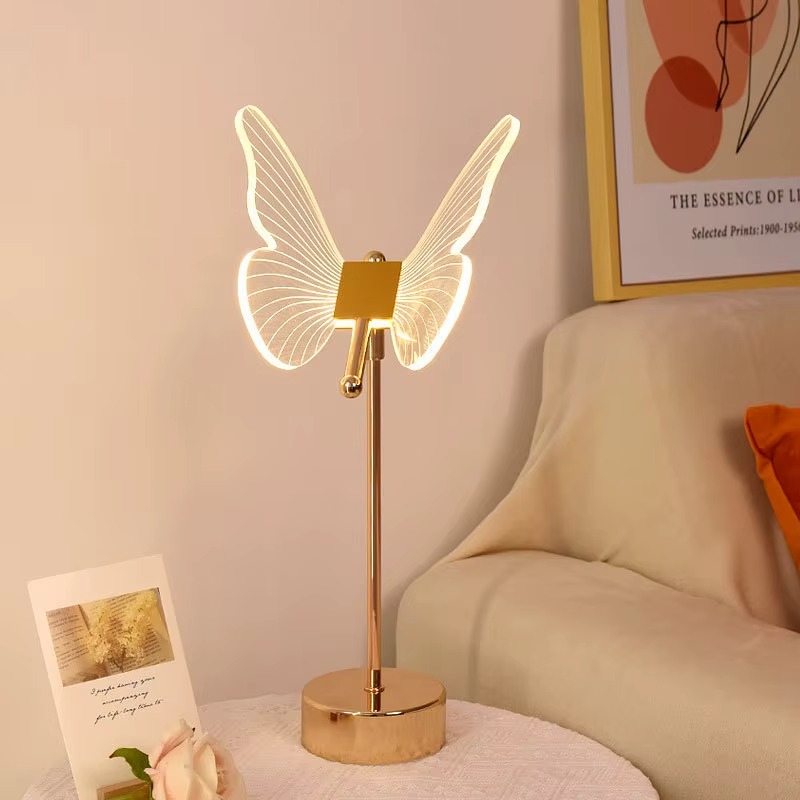 Table Lamp Retro Gold Acrylic Butterfly LED Desk Lamp Hotel Villa Art Decor LED Table Light Living Room Bedside LED Night Lights